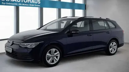 Gebraucht VW Golf VIII Life 110 PS (80 kW) 2024 Blau Kombi