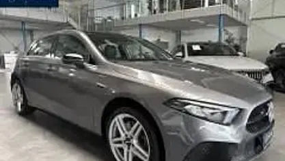 Gebraucht Mercedes A250 Style 160 PS (117 kW) 2021 Grau Limousine
