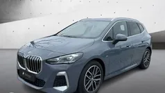 Grau Gebraucht 2023 BMW 218 Active Tourer M Sport Van / Kleinbus | 30.900 € (Fairer Preis)