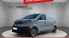 Weiß Gebraucht 2024 Toyota Proace Active Van | 27.995 € (Fairer Preis)