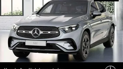 Hightechsilber Gebraucht 2025 Mercedes 200 AMG Coupé | 56.390 € (Superpreis)