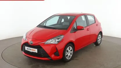 Rot Gebraucht 2019 Toyota Yaris Comfort Limousine | 12.480 € (Fairer Preis)