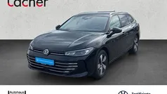 Grenadillschwarz metallic Gebraucht 2025 VW Passat Business Kombi | 34.890 € (Fairer Preis)