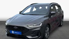 Magnetic grau metallic Gebraucht 2024 Ford Focus ST-Line Kombi | 26.550 € (Fairer Preis)