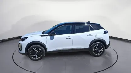 Gebraucht Peugeot 2008 GT 131 PS (96 kW) 2024 Weiß SUV
