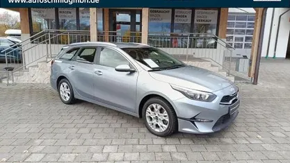 Usata Kia Ceed Sportswagon Comfort 140 CV (102 kW) 2024 Argento Station wagon