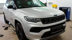 Silber Gebraucht 2022 Jeep Compass SUV | 29.777 € (Fairer Preis)
