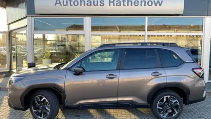 Neu Subaru Forester Exclusive+ 136 PS (100 kW) 2026 Brilliant bronze met. SUV