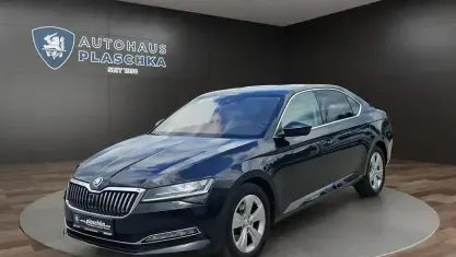 Gebraucht Skoda Superb Style 200 PS (147 kW) 2022 Schwarzmagic perleffekt (f9r) Limousine