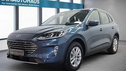 Gebraucht Ford Kuga Titanium 120 PS (88 kW) 2024 Blau SUV