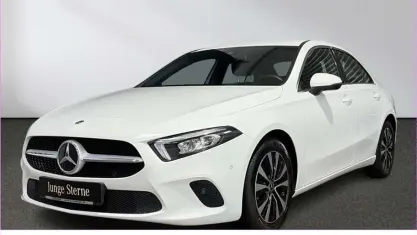 Gebraucht Mercedes A180 Progressive 136 PS (100 kW) 2022 Unilack polarweiß Limousine