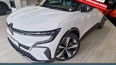 Grau Gebraucht 2023 Renault Mégane Techno Limousine | 29.989 € (Fairer Preis)