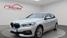 Weiß Gebraucht 2022 BMW 120 Advantage Kleinwagen | 24.985 € (Guter Preis)