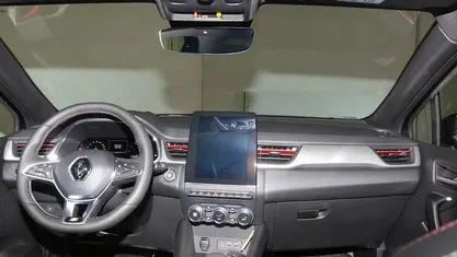 Metallic Gebraucht 2024 Renault Captur R.S. SUV | 25.990 € (Fairer Preis)