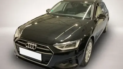 Gebraucht Audi A4 150 PS (110 kW) 2022 Schwarz Kombi