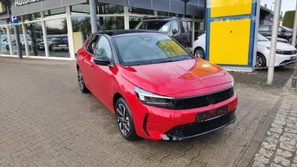 Neu Opel Corsa 101 PS (74 kW) 2026 Rot Limousine
