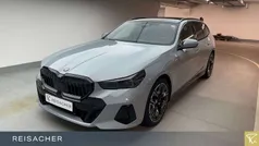 M brooklyn grau metallic Neu 2025 BMW 540 M Sport Kombi | 78.990 € (Fairer Preis)