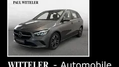Lack mountaingrau Gebraucht 2024 Mercedes B200 Progressive Van / Kleinbus | 34.990 € (Fairer Preis)