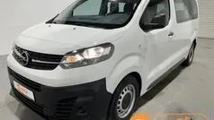 Weiß Gebraucht 2022 Opel Vivaro Elegance Van | 18.980 € (Superpreis)