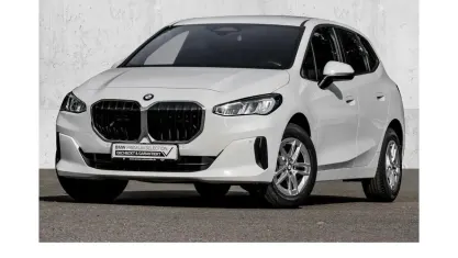 Gebraucht BMW 218 Efficient Dynamics 150 PS (110 kW) 2023 Weiß Coupé