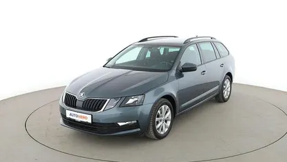 Gebraucht Skoda Octavia Tour 116 PS (85 kW) 2020 Grau Kombi