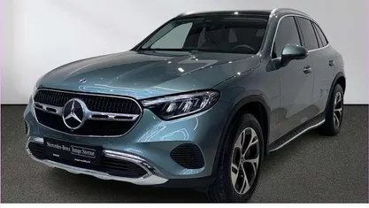Gebraucht Mercedes GLC300e Avantgarde 197 PS (144 kW) 2025 Lack verdesilber SUV