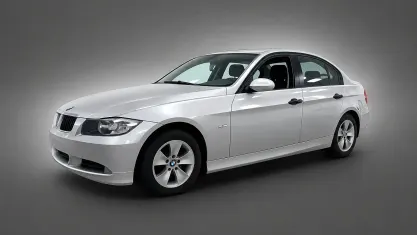 Gebraucht BMW 318 Sport Line 129 PS (94 kW) 2006 Titansilber (metallic) Limousine