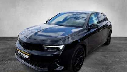 Gebraucht Opel Astra 131 PS (96 kW) 2024 Karbon schwarz (metallic) Kleinwagen