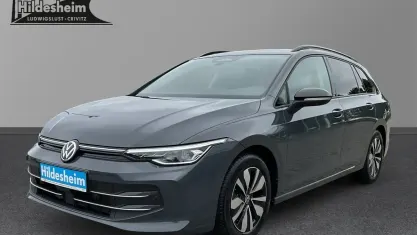Gebraucht VW Golf VIII Goal 150 PS (110 kW) 2025 Grau Kombi