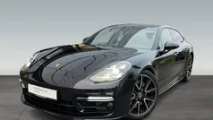 Porsche Panamera 4S
