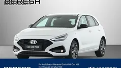 Weiß Neu 2025 Hyundai i30 Advantage Limousine | 22.580 € (Fairer Preis)