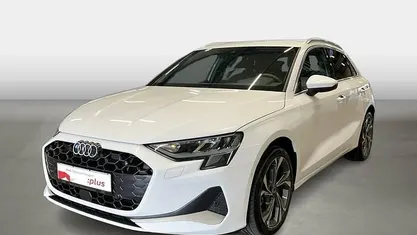 Gebraucht Audi A3 Advanced Plus 116 PS (85 kW) 2025 Gletscherweiß metallic Limousine