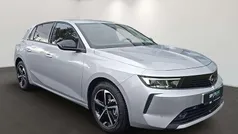 Kristall silber Gebraucht 2024 Opel Astra Edition Limousine | 23.860 € (Fairer Preis)