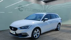 Weiß Gebraucht 2024 Seat Leon FR Van / Kleinbus | 27.399 € (Fairer Preis)
