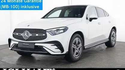 Gebraucht Mercedes GLC300 AMG line 269 PS (197 kW) 2024 Weiß manufaktur lack manufaktur Coupé