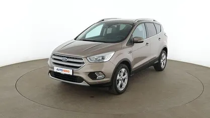 Gebraucht Ford Kuga Titanium 150 PS (110 kW) 2019 Grau SUV