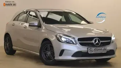 Usata Mercedes A180 Style 122 CV (89 kW) 2016 Grigio Berlina