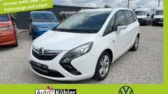 Gebraucht 2016 Opel Zafira Tourer drive Van / Kleinbus | 5.490 €