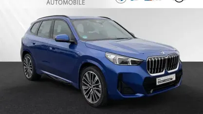 Gebraucht BMW X1 M Sport 163 PS (119 kW) 2025 Portimao blau metallic SUV