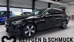 Obsidianschwarz (metallic) Gebraucht 2022 Mercedes C220 Avantgarde Kombi | 34.700 € (Fairer Preis)