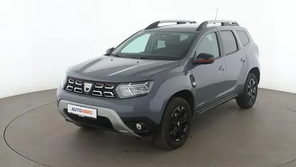 Grau Gebraucht 2023 Dacia Duster Extreme SUV | 18.530 € (Fairer Preis)