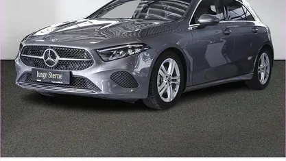 Gebraucht 2024 Mercedes A180 Progressive Limousine | 28.760 € (Fairer Preis)