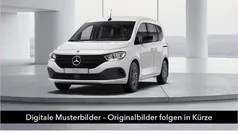 Weiß Gebraucht 2024 Mercedes EQT200 Van / Kleinbus | 23.950 € (Fairer Preis)