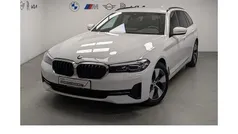 Weiß Gebraucht 2022 BMW 520 Sport Line Kombi | 34.890 € (Fairer Preis)