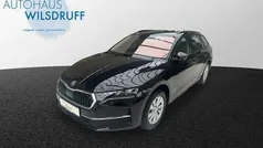 Blackmagic perleffekt Neu 2025 Skoda Octavia Selection Kombi | 33.890 € (Guter Preis)