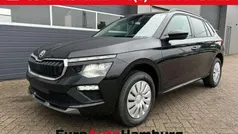 Blackmagic perleffekt Neu 2025 Skoda Kamiq Selection SUV | 25.090 € (Guter Preis)