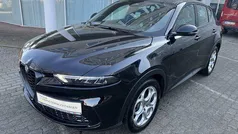 Schwarz Gebraucht 2022 Alfa Romeo Tonale Sprint SUV | 25.997 € (Fairer Preis)