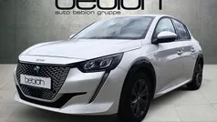 Weiß Gebraucht 2021 Peugeot e-208 Allure Kleinwagen | 15.880 € (Fairer Preis)