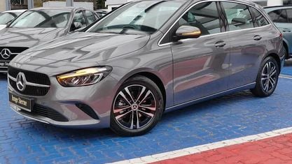 Używany Mercedes B200 Progressive 163 KM (119 kW) 2025 Szary Minivan