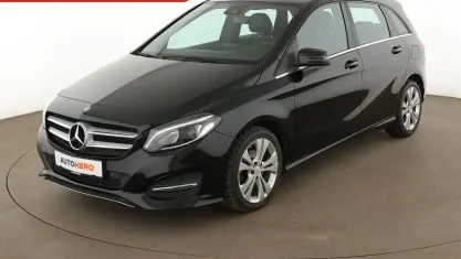 Gebraucht Mercedes B180 Urban 109 PS (80 kW) 2015 Schwarz Kleinwagen